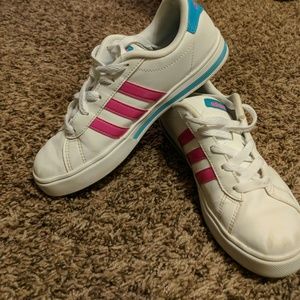 Adidas tennis shoes